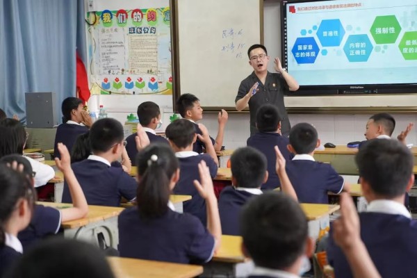 小学篇_副本.jpg 小学篇_副本.jpg