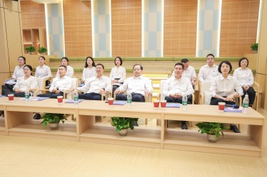 114B3964_1.jpg 114B3964_1.jpg